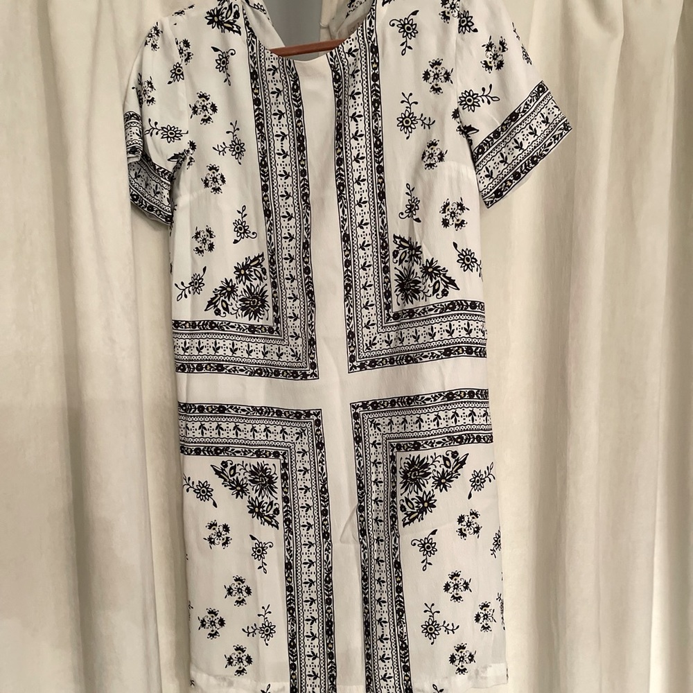NWOT LOFT sweet dress!  Worn maybe twice.